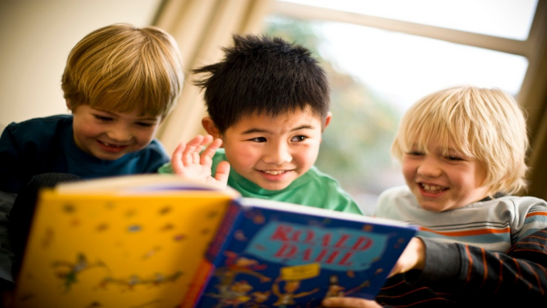 Tiếng Anh cho người bắt đầu: Học ngữ pháp và từ vựng dễ nhớ