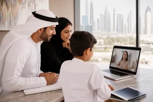 كيف تقارن معلمي الإنجليزية أونلاين للأطفال في دبي وأبوظبي؟
